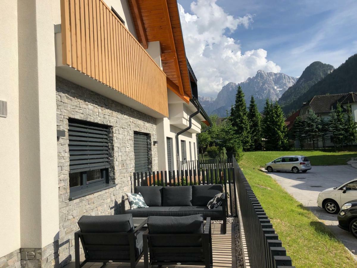 VILA Mojca - APARTMENT PERIDOT Kranjska Gora Exterior foto